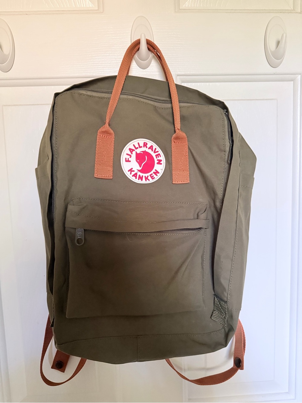 Kånken Backpack in Olive Green with Rust Handles
